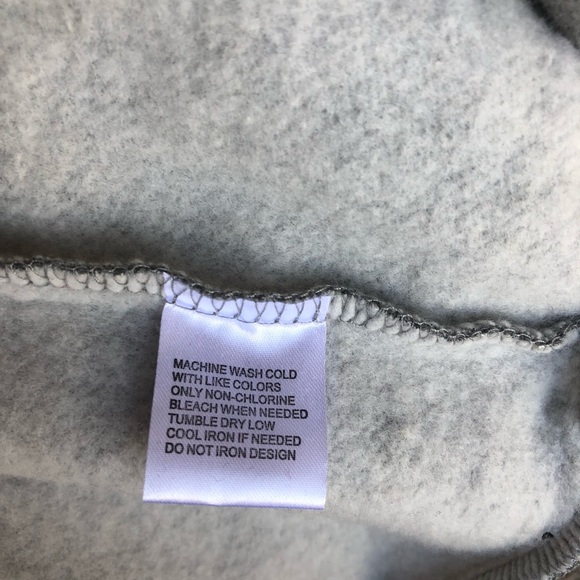 Star Wars sweater. - Picture 6 of 6